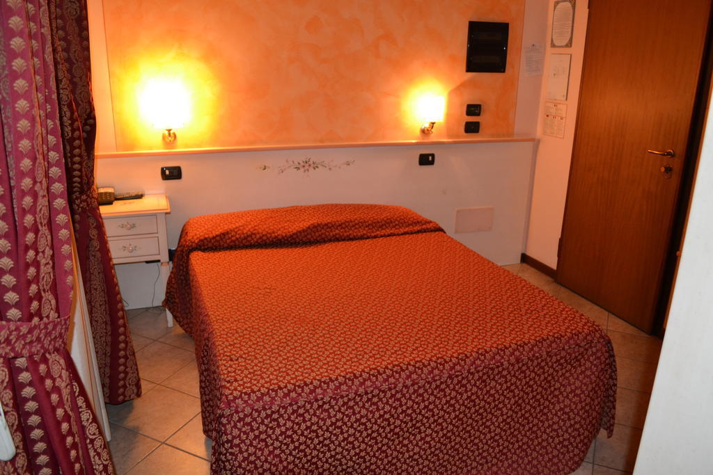 Albergo La Piana Ghedi 部屋 写真
